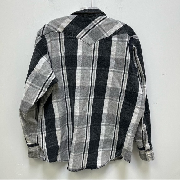 Vintage Wrangler Snap Down - Picture 6 of 7